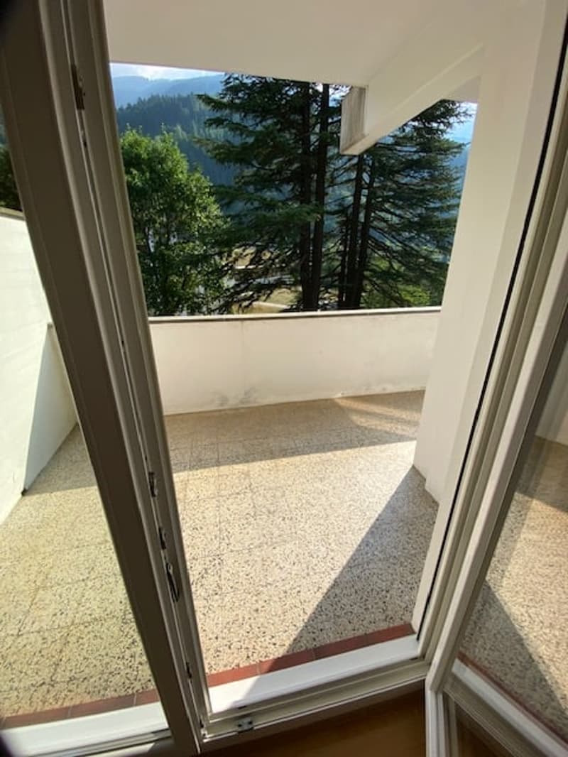 Appartamento 3.5 locali con balcone e vista panoramica a Faido (3)