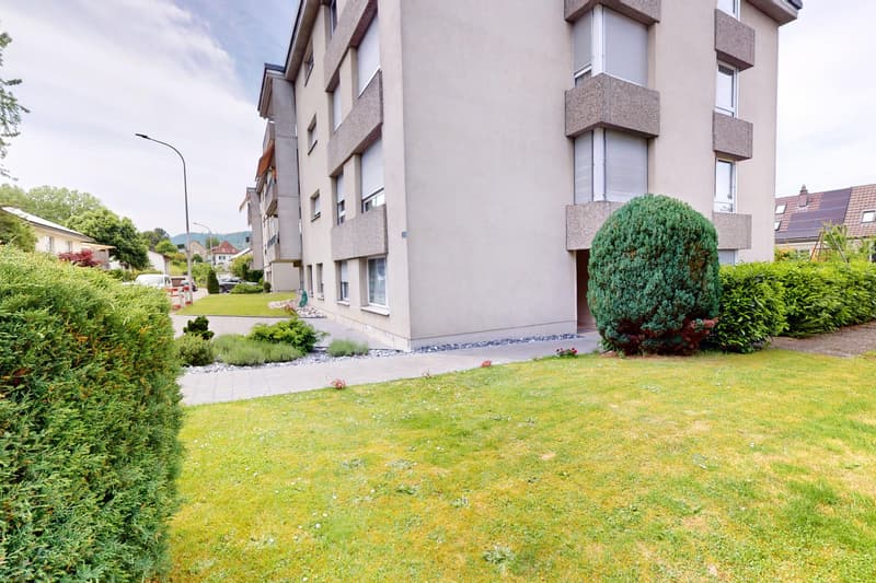 Helle 5.5-Zimmerwohnung mit viel Potenzial (3)