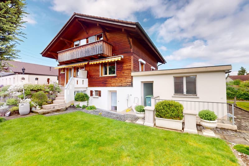 Charming residential oasis with large garden (1)