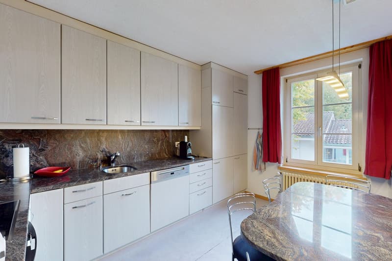 6.5-Zimmerwohnung mit viel Charakter (7)