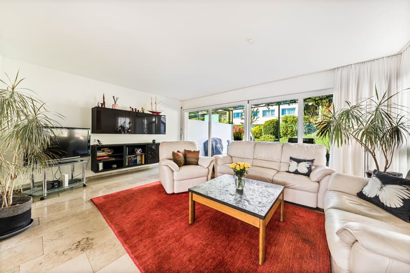 RESERVED: AgentSelly - Living with style and a wide view (5)