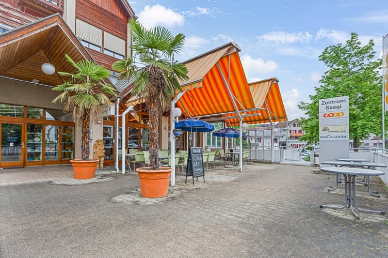 Ristorante affascinante con terrazza (9)