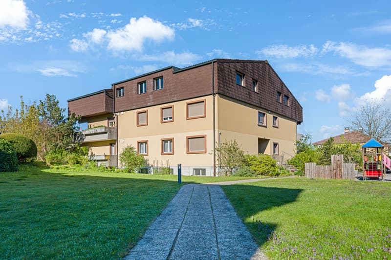 AgentSelly - Familienfreundliches Zuhause mit Balkon (1)