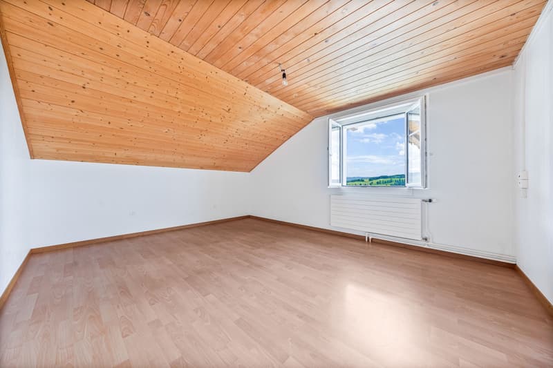 RESERVIERT: Wohntraum mit sonnigem Garten (9)