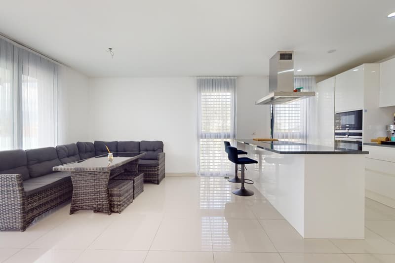 Appartement de rêve baigné de lumière à Studen (12)