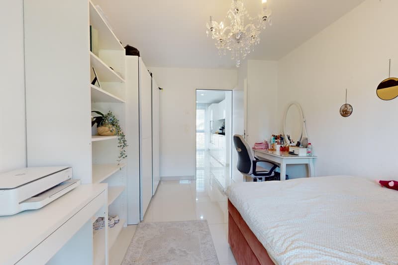 Appartement de rêve baigné de lumière à Studen (9)