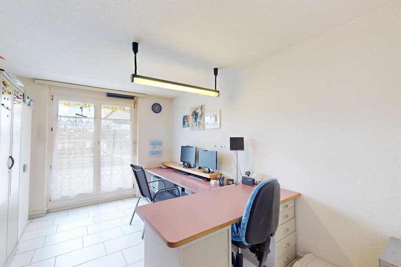 Grosszügige Wohnung mit grosser Terrasse (7)