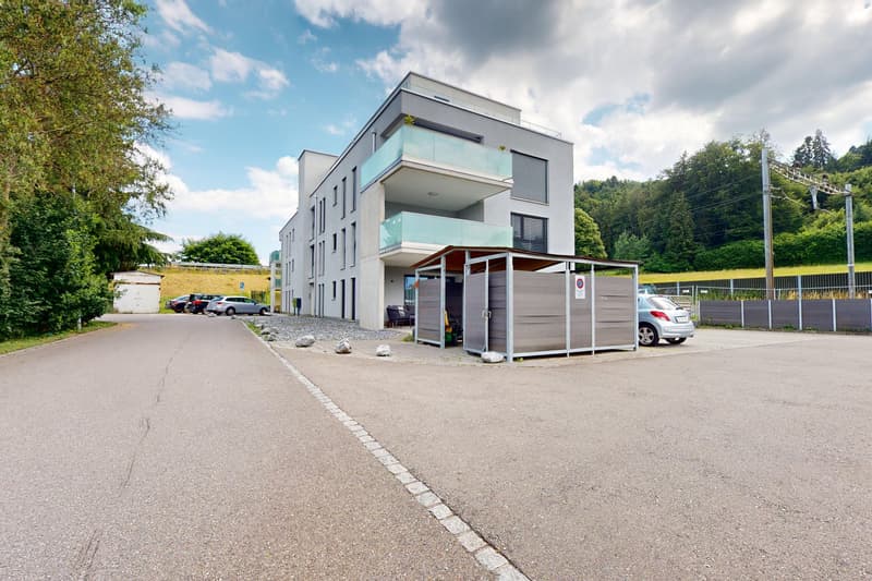 Lichtdurchflutete Traumwohnung in Studen (12)