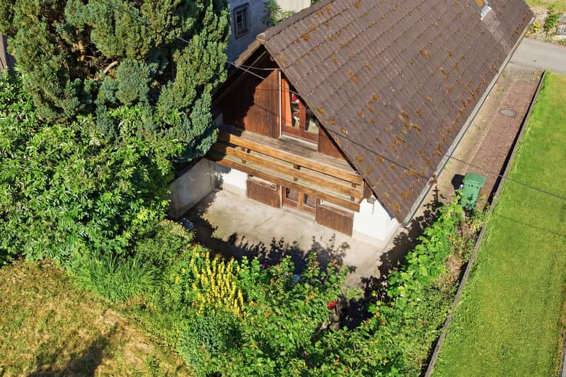 Old building with charm and potential (10)