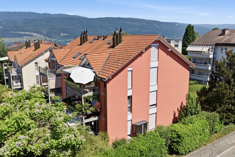 Charming Maisonette Apartment with Far-Reaching Views (4)