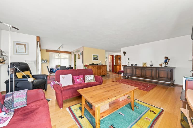 Grosszügiges Zuhause mit Weitblick (8)