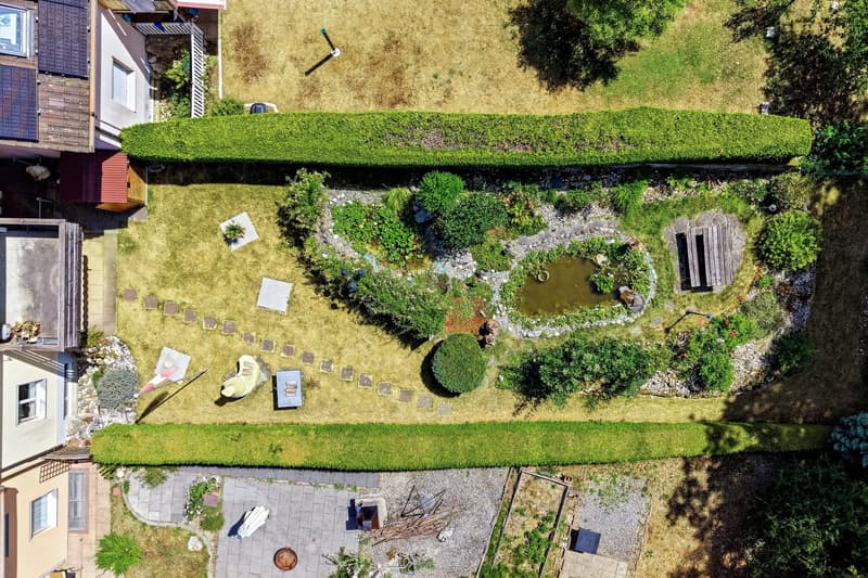 Charmantes Zuhause mit Traumgarten (5)