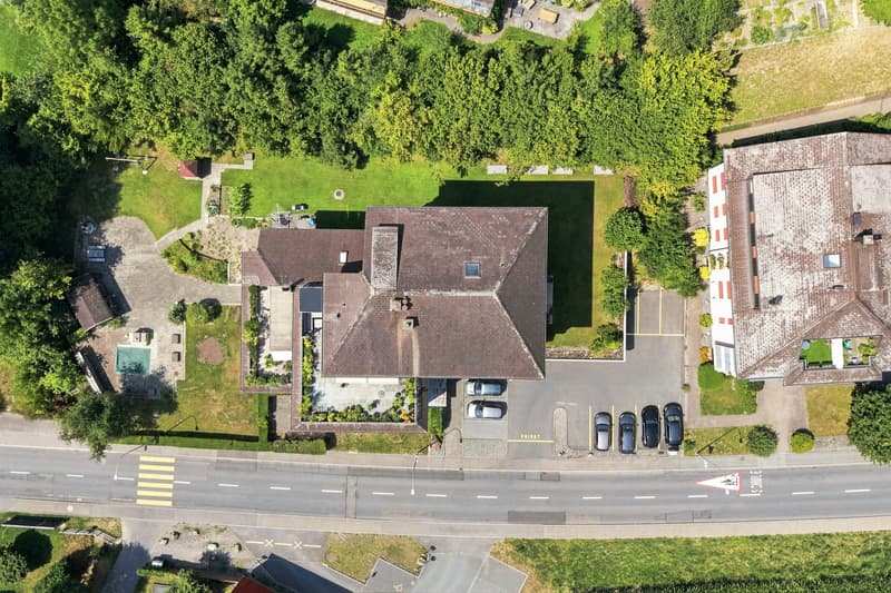 Grosszügiges Wohnen mit Aussicht (12)