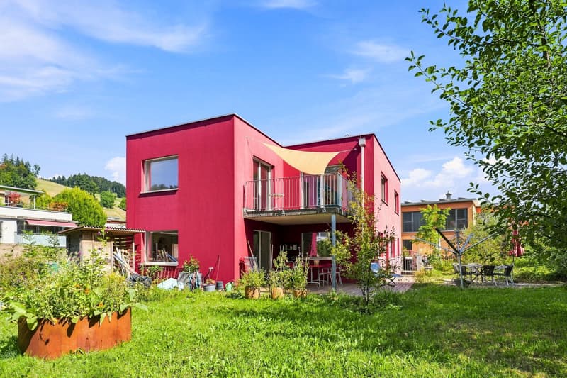 Zuhause mit Garten und Weitblick (1)