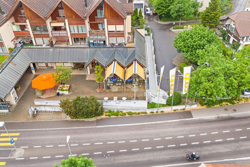 Charmantes Restaurant mit Terrasse (11)