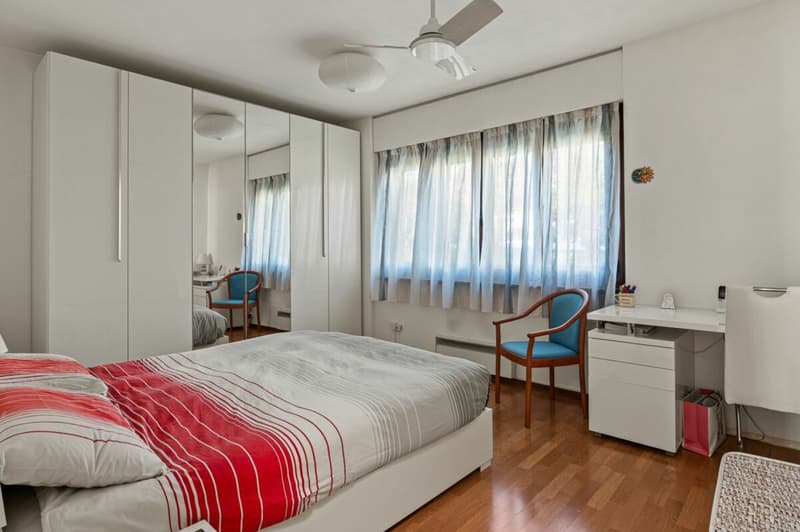 Cozy Townhouse with Garden and Pool Area (8)