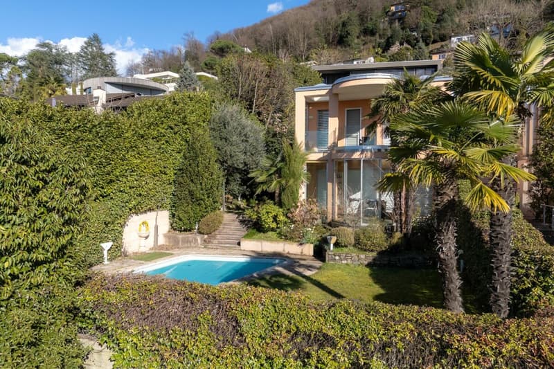 Splendida villa con piscina a Montagnola (8)
