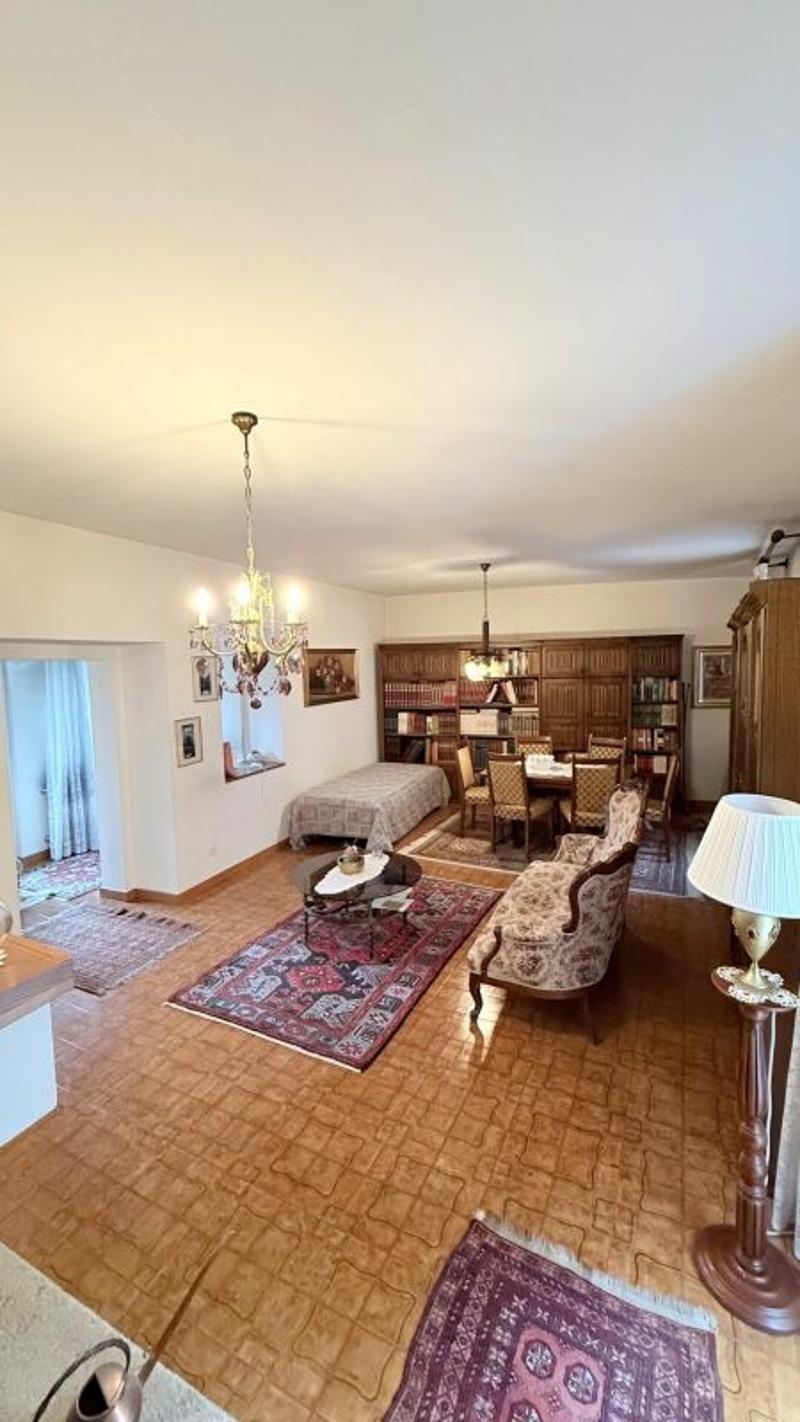 3.5 rooms in the heart of Montagnola (2)