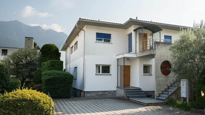 Schöne Doppelhaushälfte mit Pool - Sementina (4)