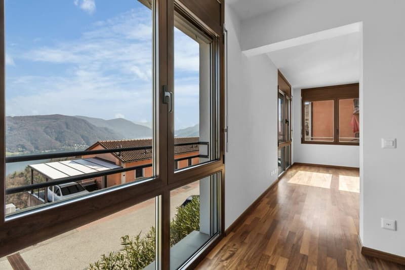 Elegante appartamento 3.5 locali con vista lago a Vernate (10)