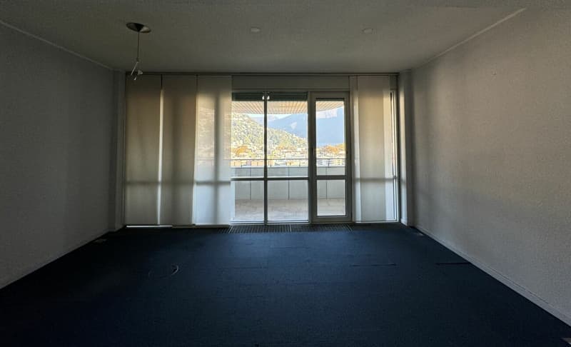 Prestigioso ufficio con vista dominante sulla città. Adatto uso misto abitativo (4)
