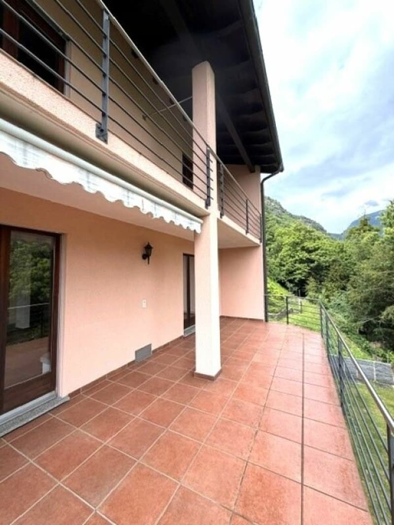 Tenero-Contra prächtiges Haus mit Seeblick in zweiter Residenz (9)