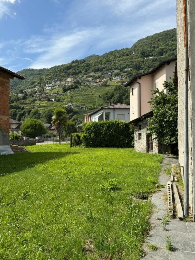 Terrain constructible 678 m2 Cugnasco (2)