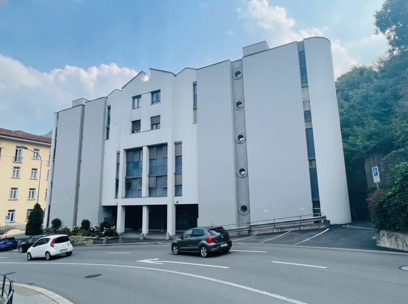 2.5 locali di reddito Lugano città (6)