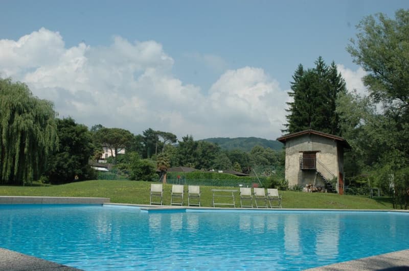 Terreno edificabile con licenza progetto casa unifamiliare (1)