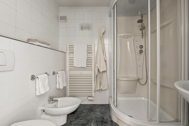 Casa con giardino e piscina condominiale (9)