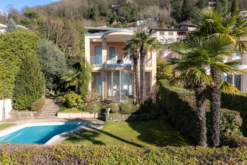 Splendida villa con piscina a Montagnola (1)