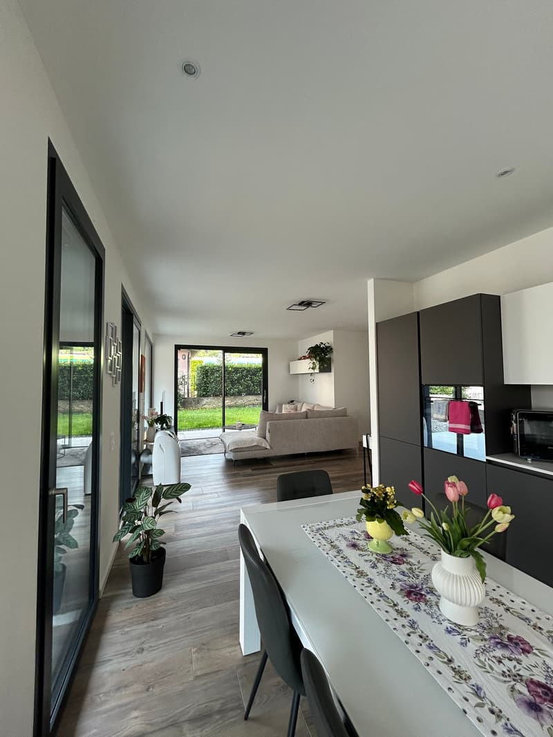 CANOBBIO - MODERN 4.5-ROOM APARTMENT WITH GARDEN FOR SALE (3)