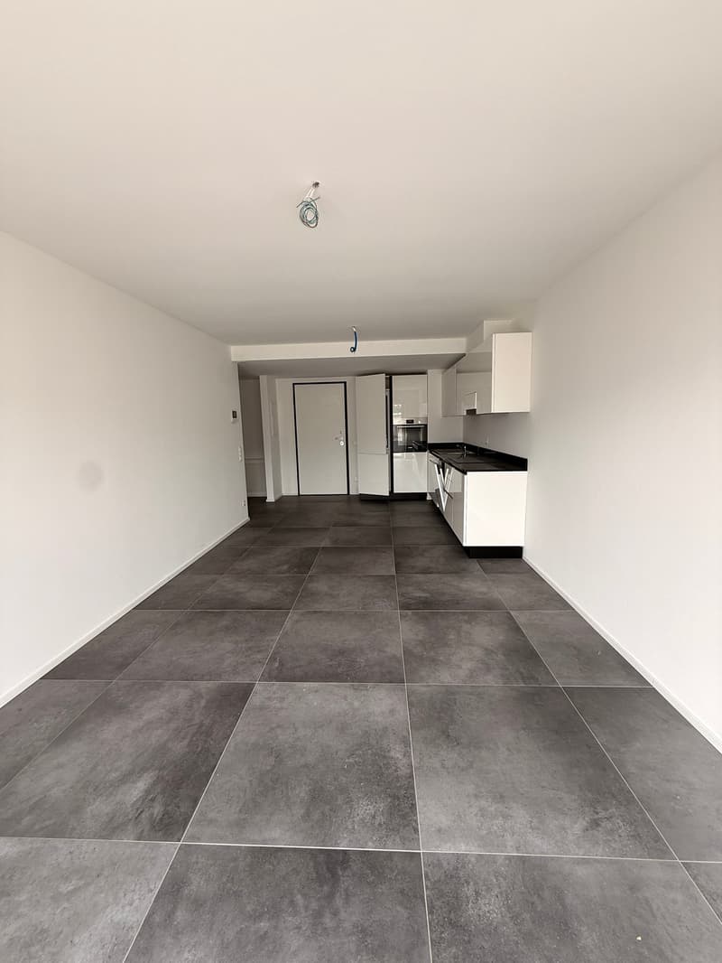 LIGORNETTO - 2.5-Zimmer-Wohnung zum Verkauf (1)