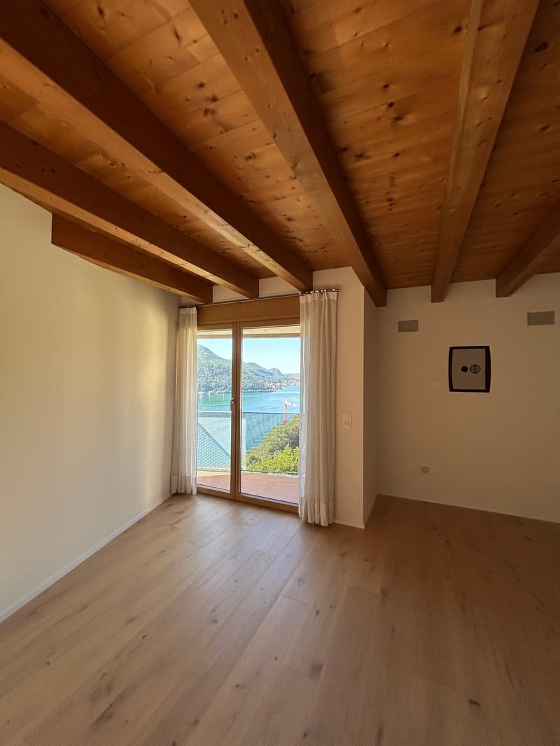 VICO MORCOTE - EINFAMILIENHAUS MIT 4.5 ZIMMERN UND PANORAMABLICK ZU VERKAUFEN (12)