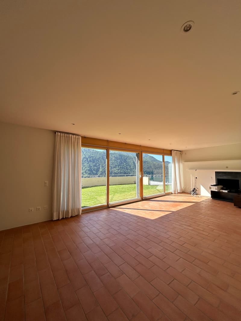 VICO MORCOTE - EINFAMILIENHAUS MIT 4.5 ZIMMERN UND PANORAMABLICK ZU VERKAUFEN (2)