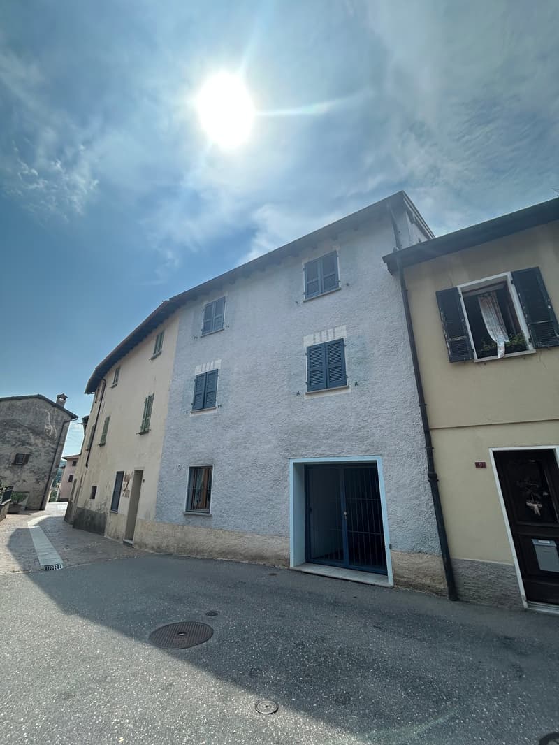 PONTE CAPRIASCA - AFFITTASI CASA DI 5 LOCALI NEL NUCLEO (1)
