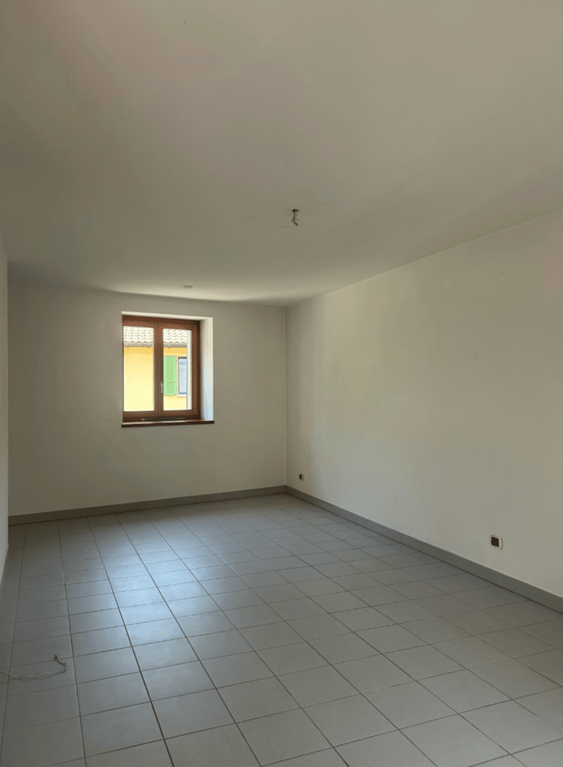 PONTE CAPRIASCA - AFFITTASI CASA DI 5 LOCALI NEL NUCLEO (4)