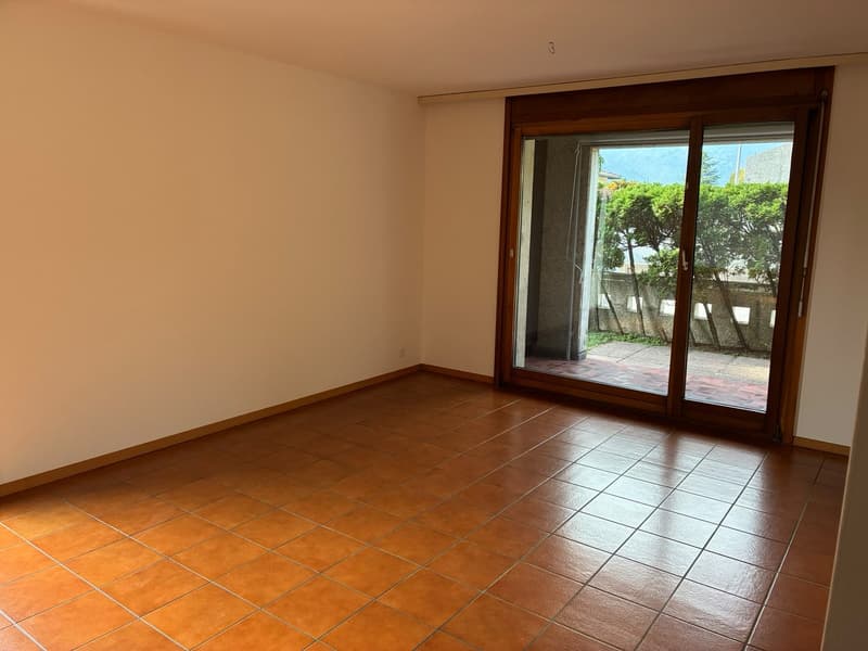 PONTE CAPRIASCA - AFFITTASI APPARTAMENTO DI 2.5 LOCALI (3)