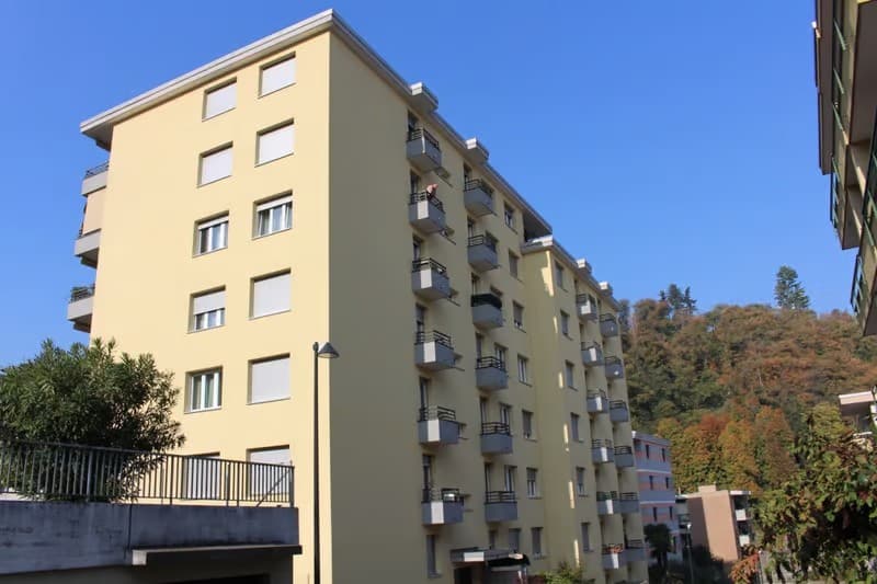 PARADISO - AFFITTASI APPARTAMENTO DI 4.5 LOCALI (1)