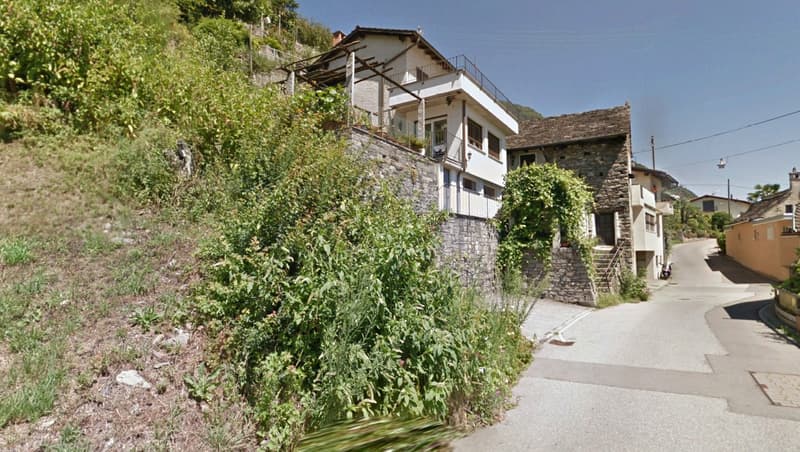 AFFITTO Abitazione Monofamiliare a Gordola, 2'100.- chf/mese trattabili (2)