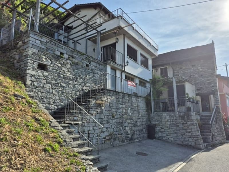 AFFITTO Abitazione Monofamiliare a Gordola, 2'100.- chf/mese trattabili (1)