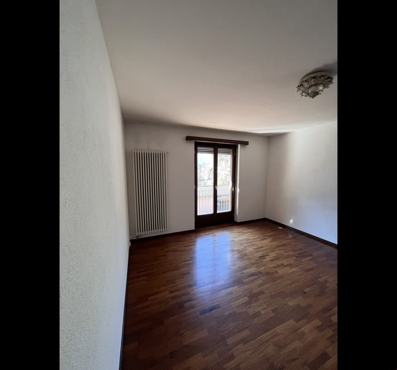 Appartamento con terrazza di 4.5 locali a Intragna – Vista panoramica e charme ticinese (12)