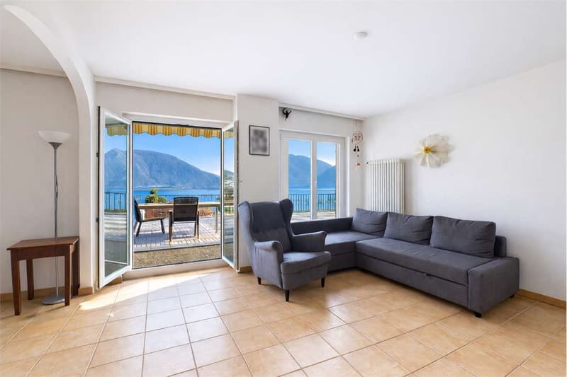 Melide - Helles Dachgeschoss mit 6.5 Zimmern und Seeblick (8)