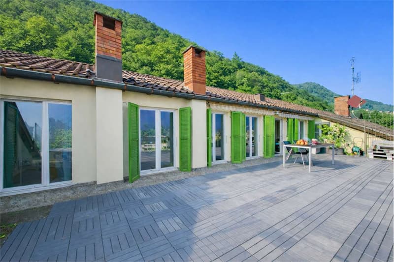 Melide - Helles Dachgeschoss mit 6.5 Zimmern und Seeblick (4)