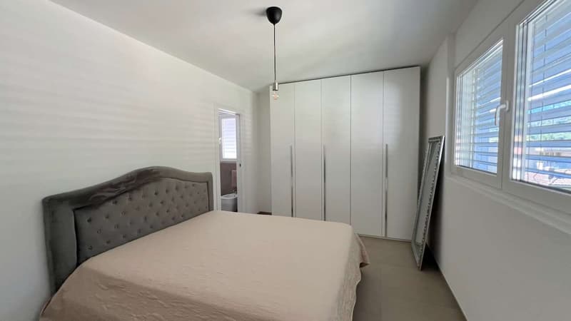 RIVERA - Elegante 5.5 con ampia terrazza coperta (7)