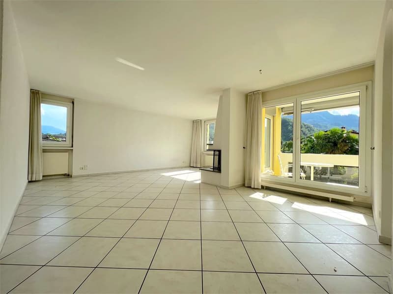 LOSONE - Appartement au dernier étage 4,5 pièces près de la rivière (4)