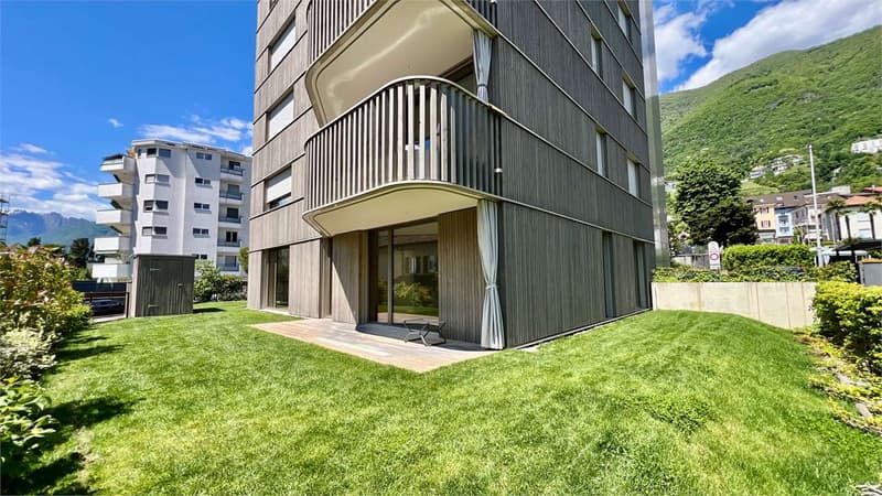 MINUSIO - Nuovo appartamento con grande giardino e vista lago (11)