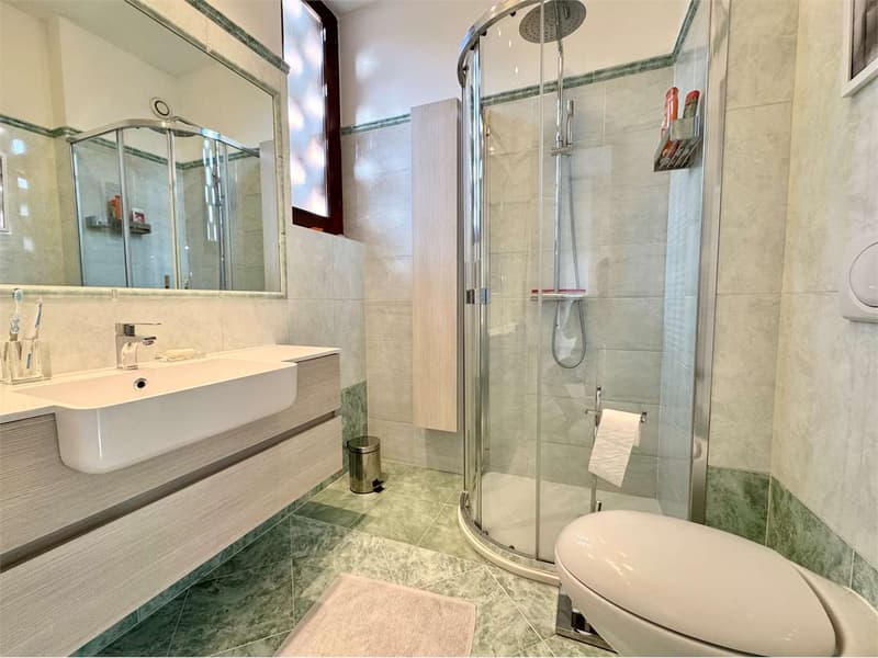 Lugano - 5.5-Zimmer-Wohnung in der Innenstadt (10)
