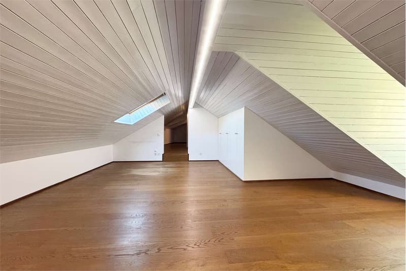 Luminoso appartamento duplex 5.5 locali con mansarda (9)