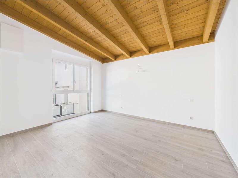 Schöne neu gebaute Villa in Sant'Antonino (9)